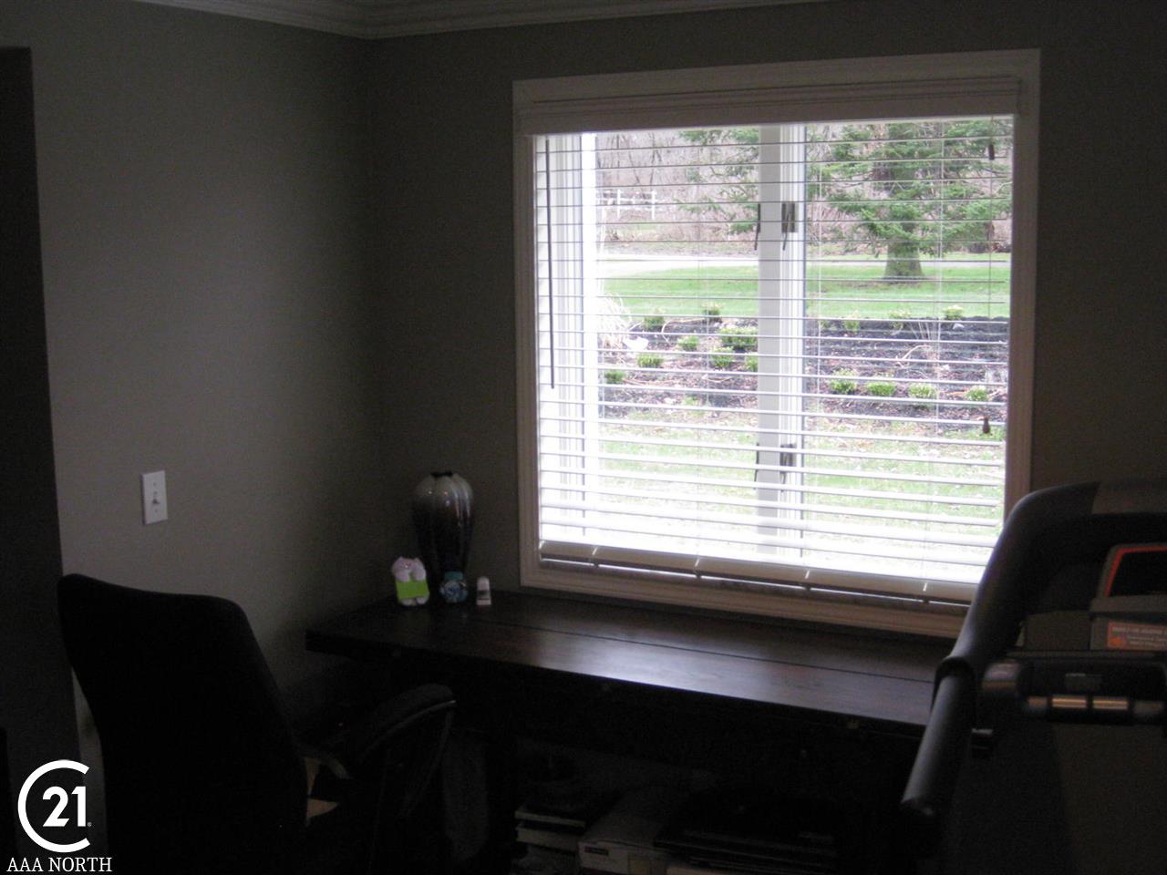 1066 Bloomer Road Rochester Hills, MI 48307 - Photo 15 of 21