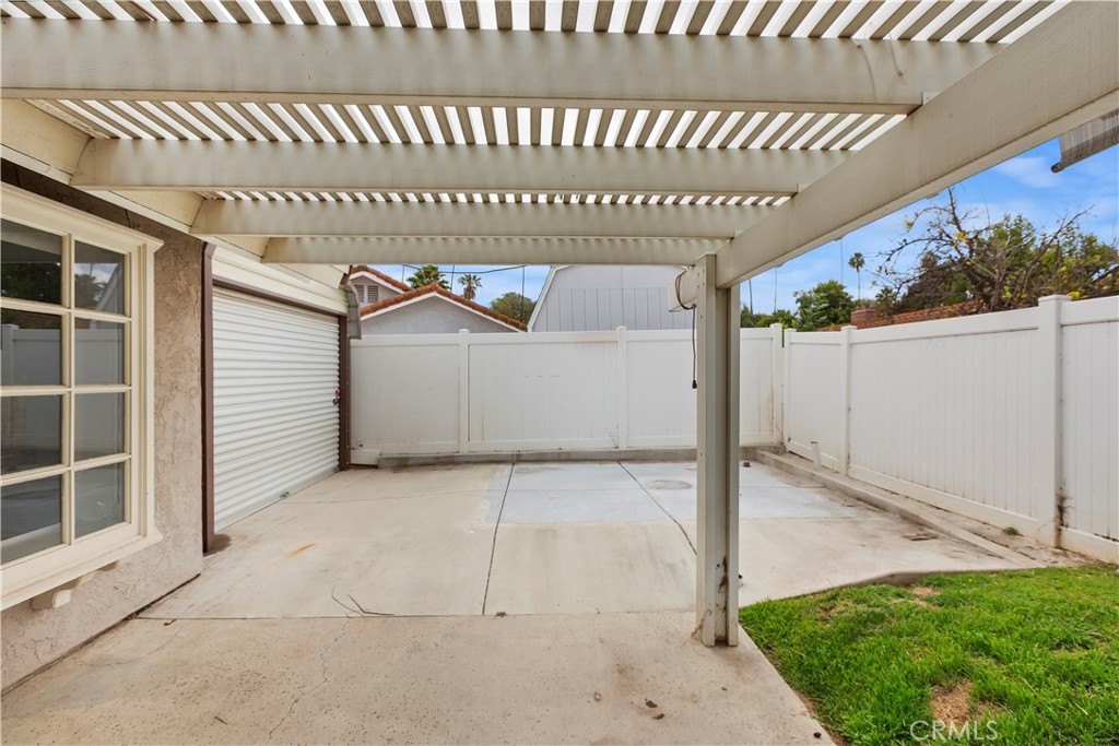 2720 Lexington Place Riverside, CA 92506 - Photo 29 of 32