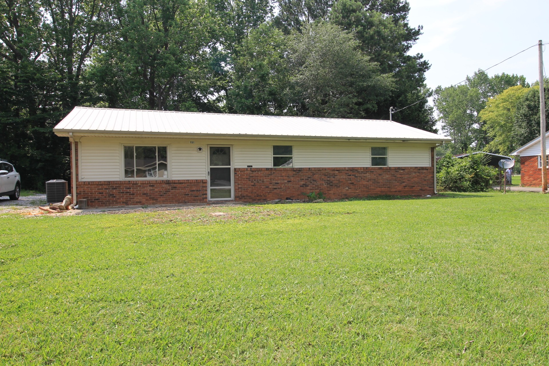 151 Dawn Street Morrison, TN 37357 - Photo 2 of 19