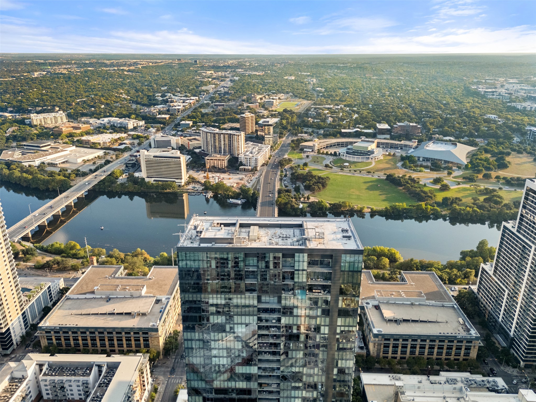Live VIP every day at The W Austin