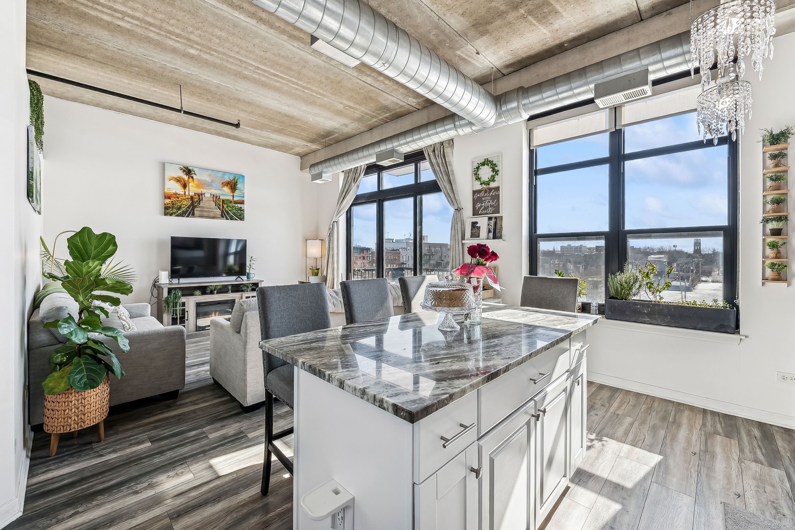 833 West 15th Place, Unit 511 Chicago, IL 60608 - Photo 4 of 16