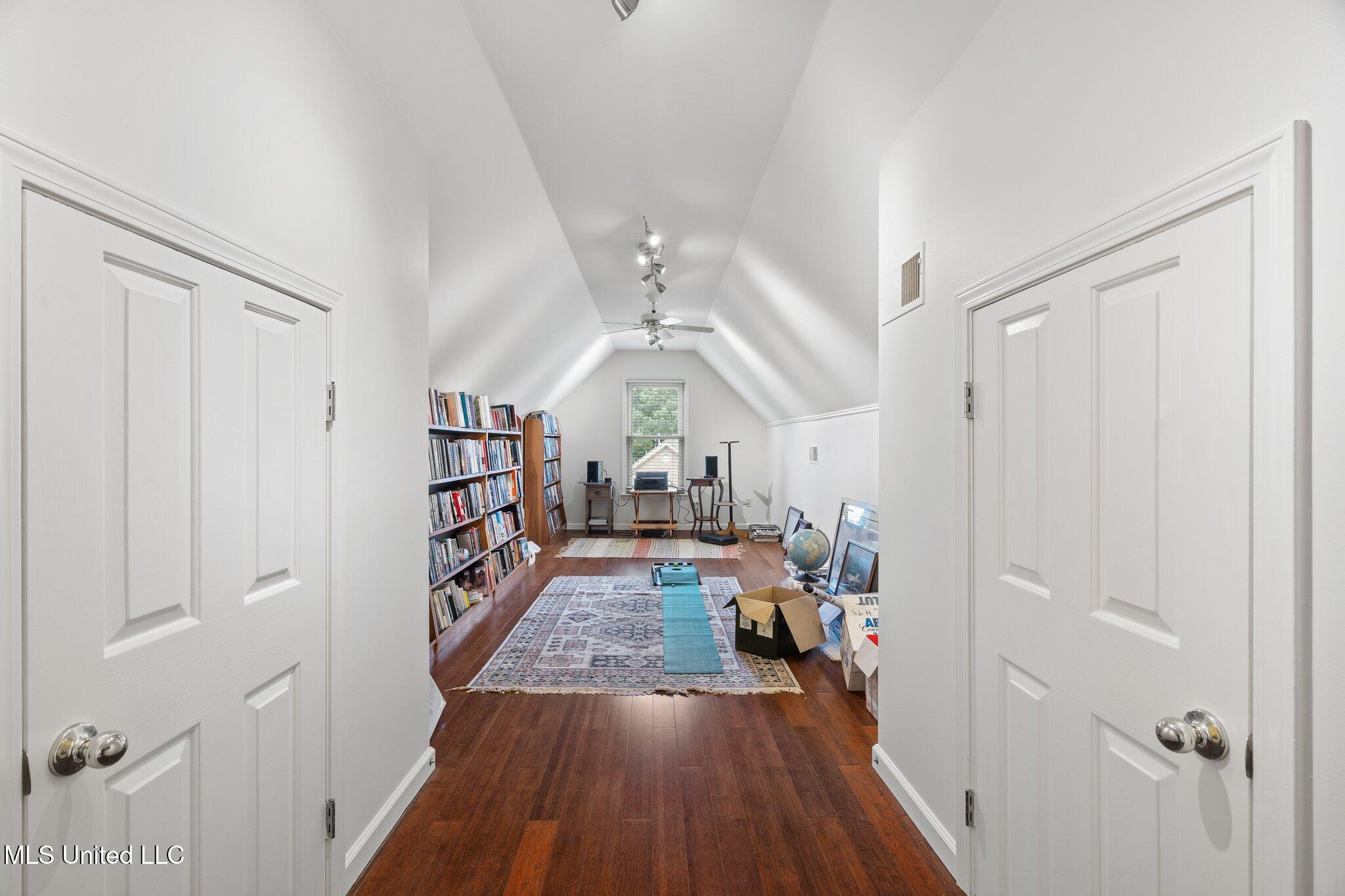 723 Fairway Trail Hernando, MS 38632 - Photo 27 of 34 Bonus Room!