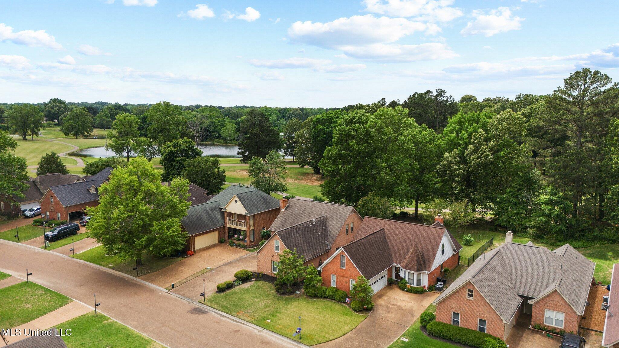 723 Fairway Trail Hernando, MS 38632 - Photo 3 of 34 Perfect Location!