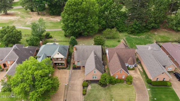 $359,000 | 723 Fairway Trail, Hernando, MS 38632