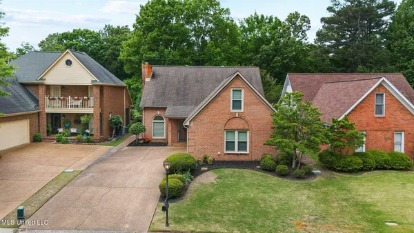 $359,000 | 723 Fairway Trail, Hernando, MS 38632