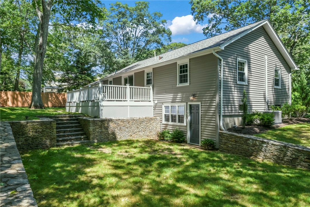 88 Grand View Road East Greenwich, RI 02818 - Photo 35 of 40 Gallery Image 35