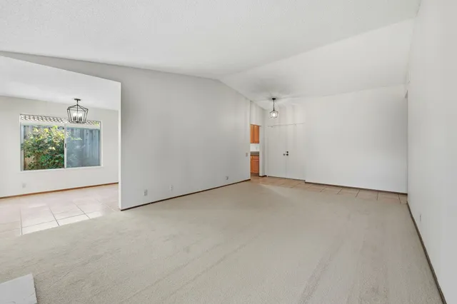 $1,099,000 | 32533 Regents Boulevard, Union City, CA 94587