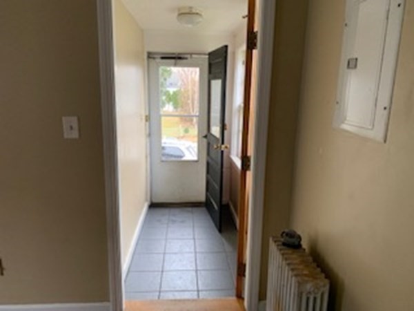 70 Kingsley Road Hull, MA 02045 - Photo 3 of 10