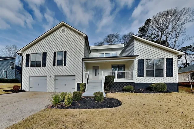 $2,595 | 1318 East Shiloh Trail Northwest, Kennesaw, GA 30144