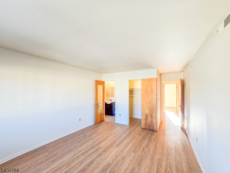 Undisclosed Address Princeton, NJ 08540 - Photo 13 of 20