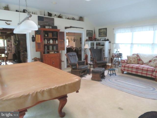 7 Bridleshire Road Newark, DE 19711 - Photo 15 of 41 Family Room with Loft