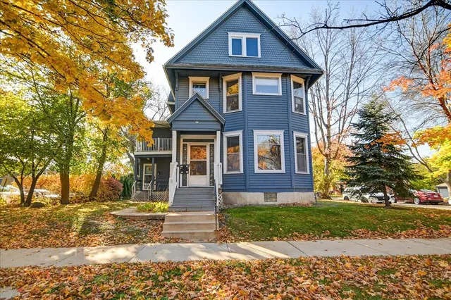 $825,000 | 1133-1135 Vilas Avenue, Madison, WI 53715