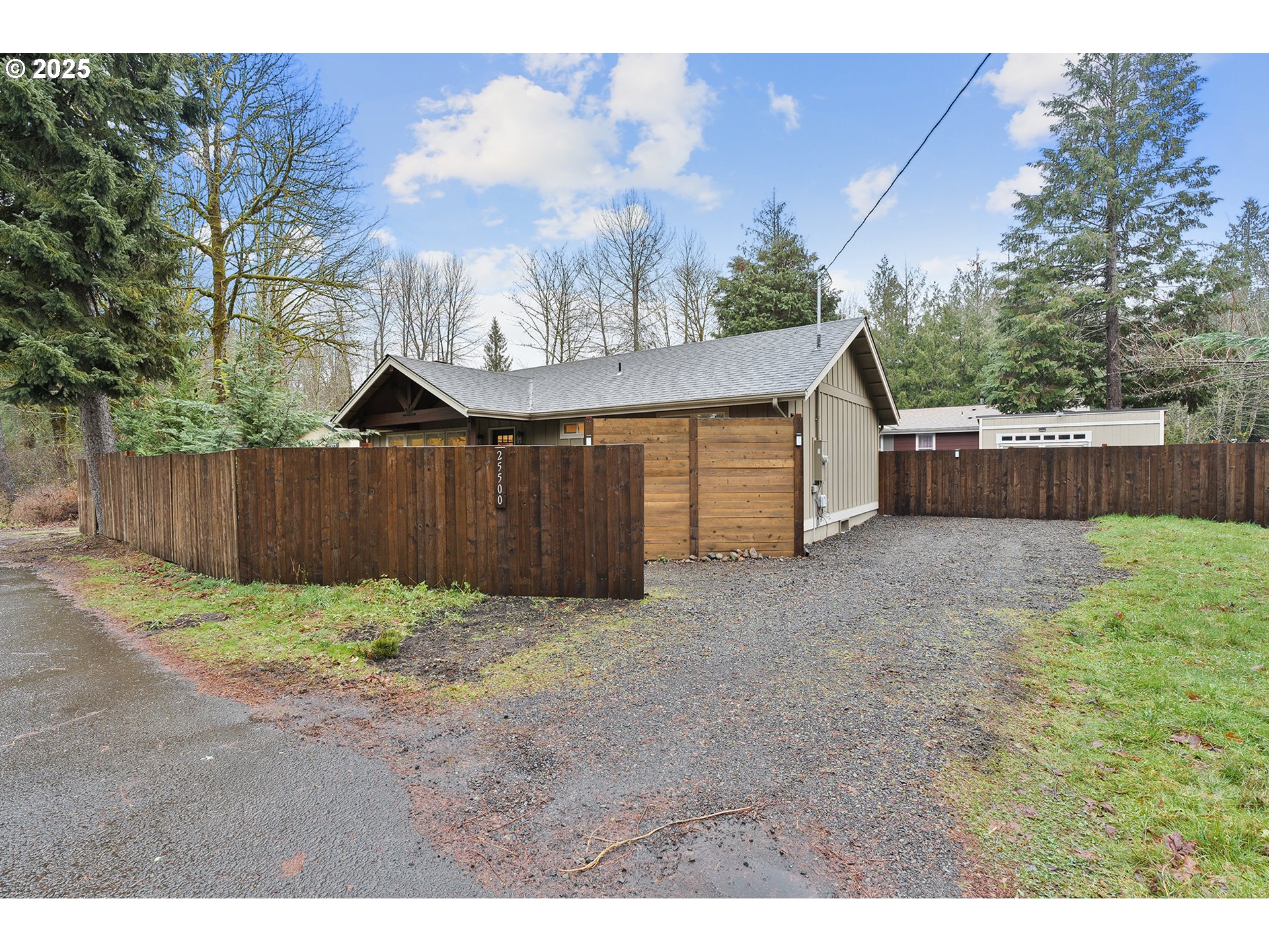 25500 East Welches Road Welches, OR 97067 - Photo 2 of 36 Driveway