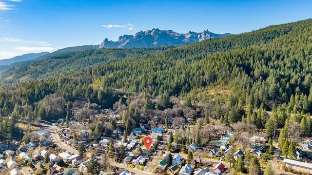 $439,000 | 4212 Branstetter Street, Dunsmuir, CA 96025