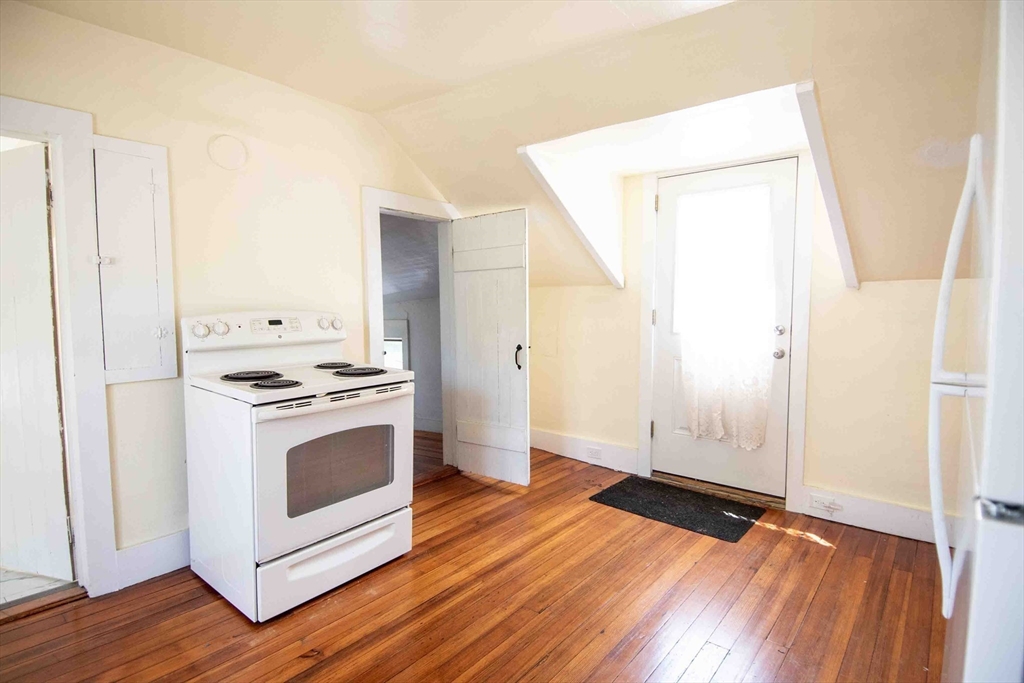 2 Old Sunderland Road Montague, MA 01351 - Photo 26 of 40