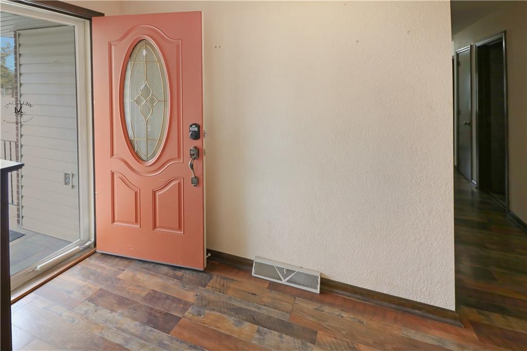 26 Northeast 360th Road Warrensburg, MO 64093 - Photo 5 of 51