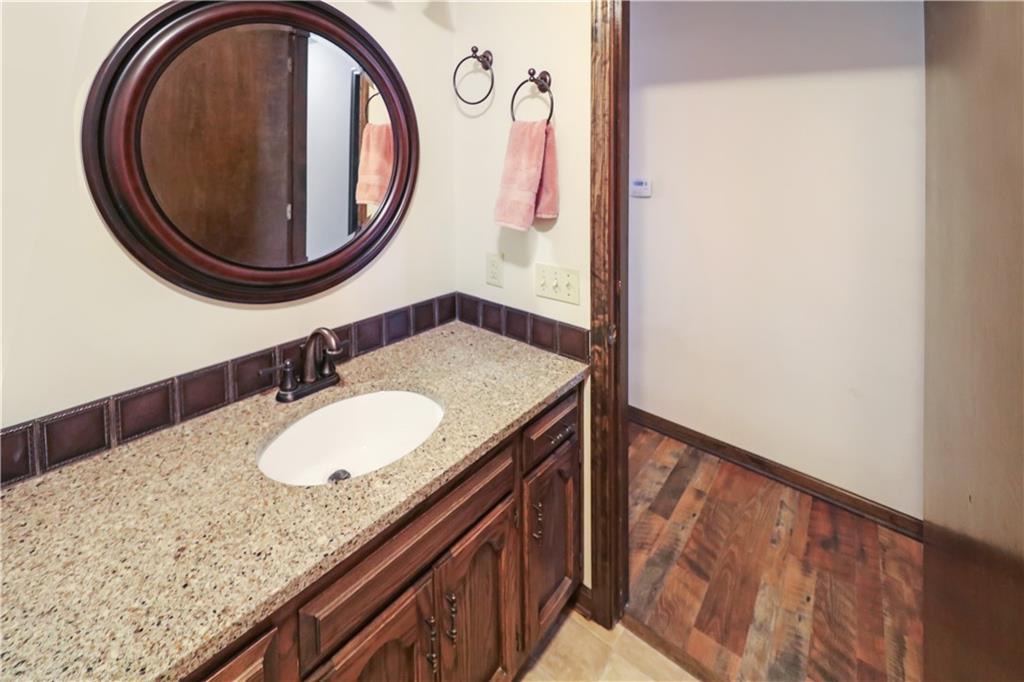 26 Northeast 360th Road Warrensburg, MO 64093 - Photo 8 of 51