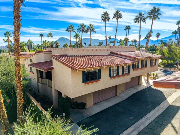 $2,850 | 46395 Ryway Place, Unit 9, Palm Desert, CA 92260