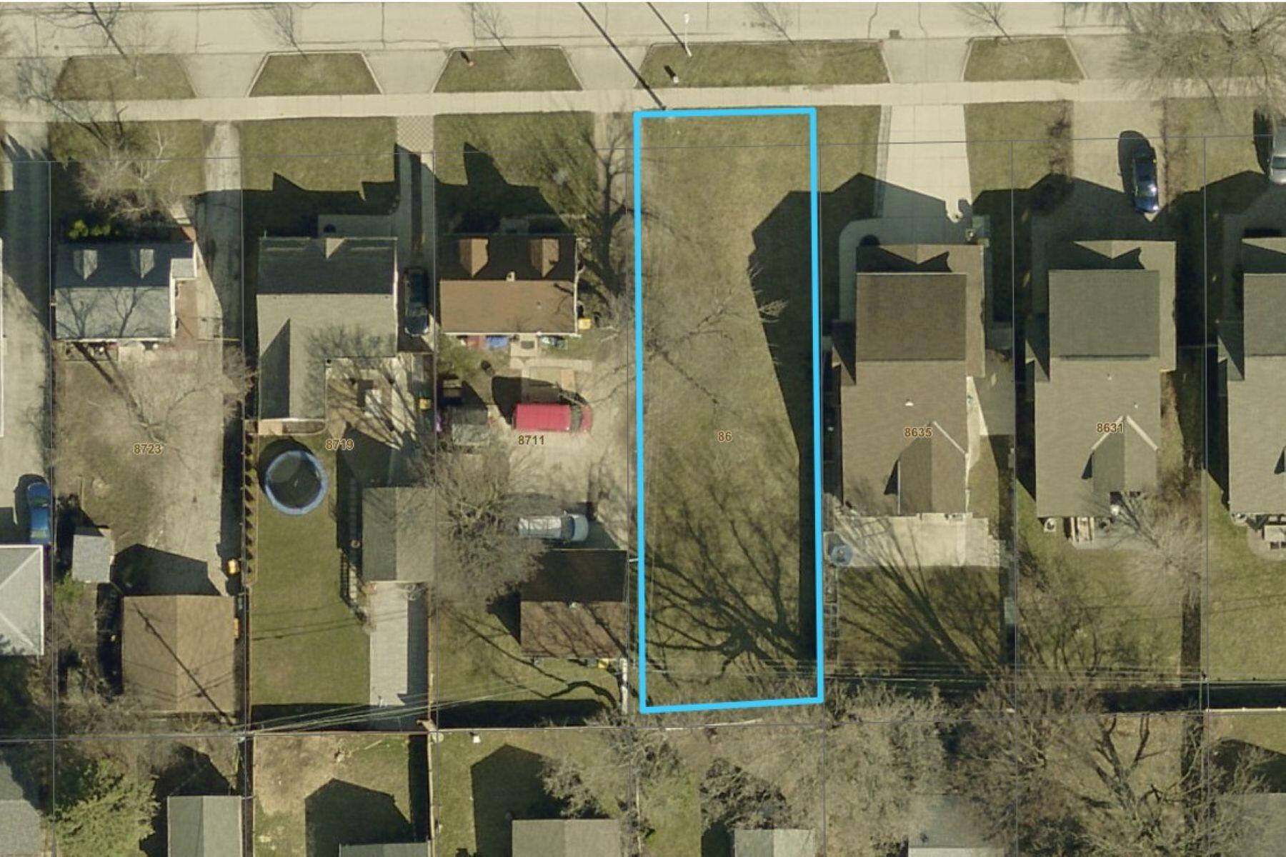 Lot Lines Approximate