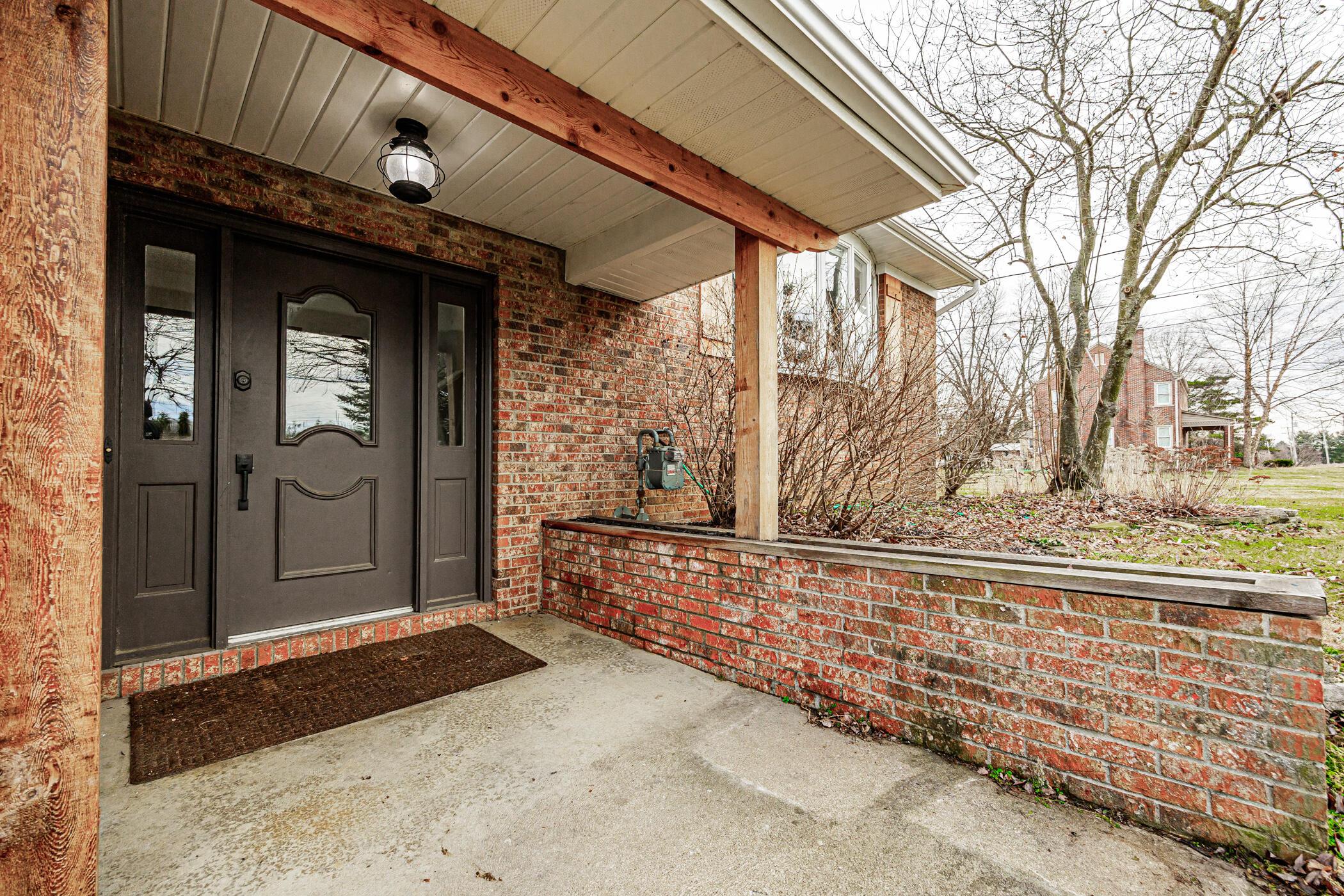 8224 Harlem Road Westerville, OH 43081 - Photo 6 of 67 8224 Harlem Rd 009