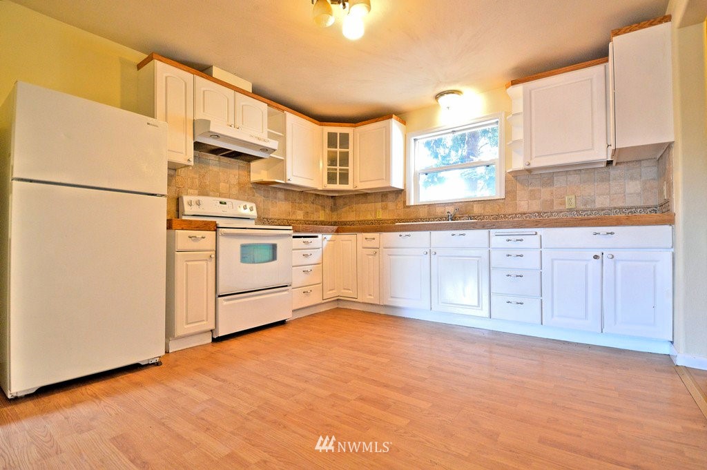 3105 Russell Road Centralia, WA 98531 - Photo 8 of 14 Gallery Image 8