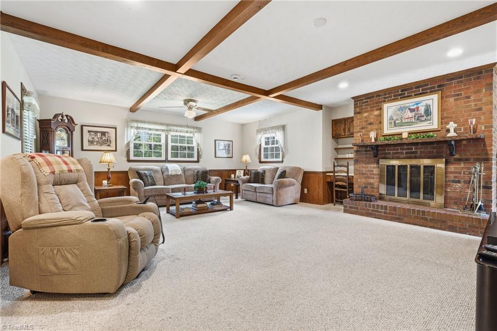 1291 Old Salem Road Kernersville, NC 27284 - Photo 11 of 49
