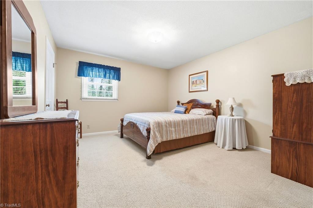 1291 Old Salem Road Kernersville, NC 27284 - Photo 28 of 49