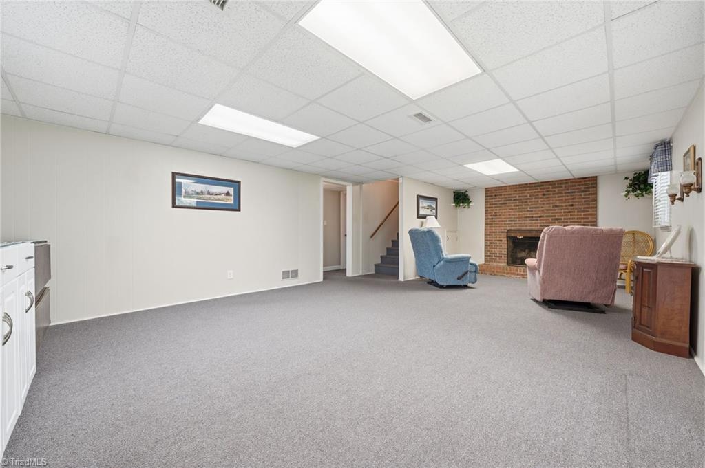 1291 Old Salem Road Kernersville, NC 27284 - Photo 37 of 49
