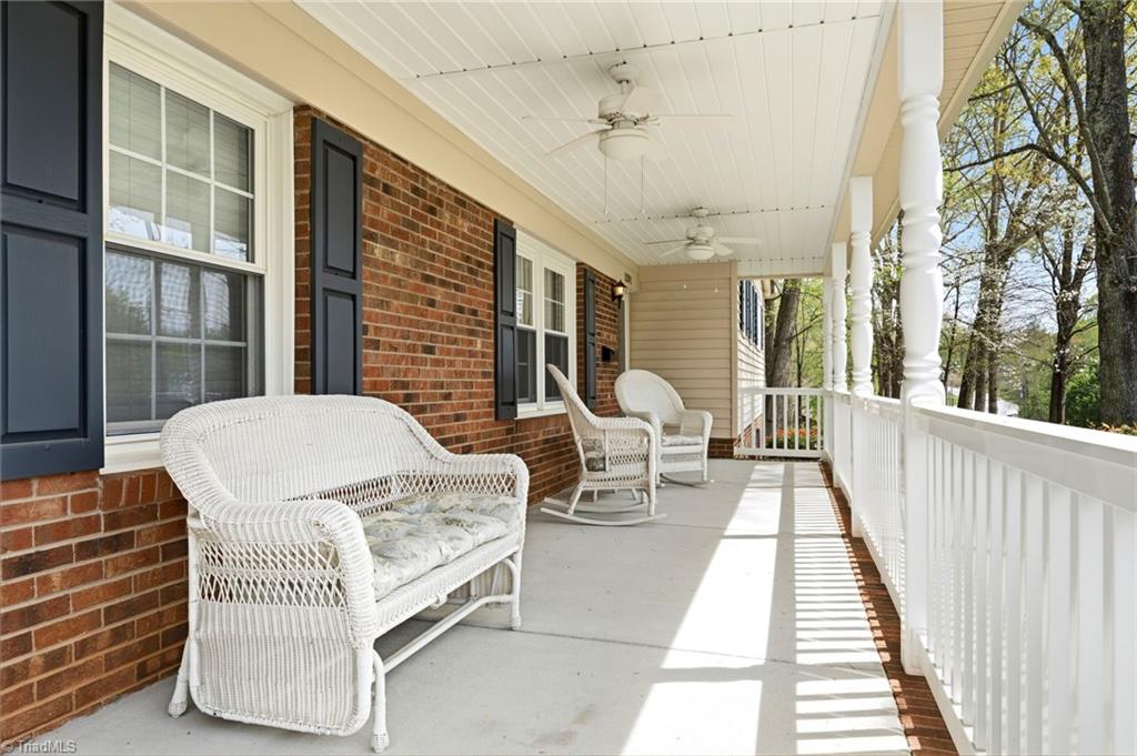 1291 Old Salem Road Kernersville, NC 27284 - Photo 8 of 49