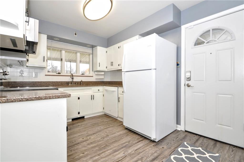 746 Peairs Road Elizabeth, PA 15037 - Photo 5 of 39 Gallery Image 5