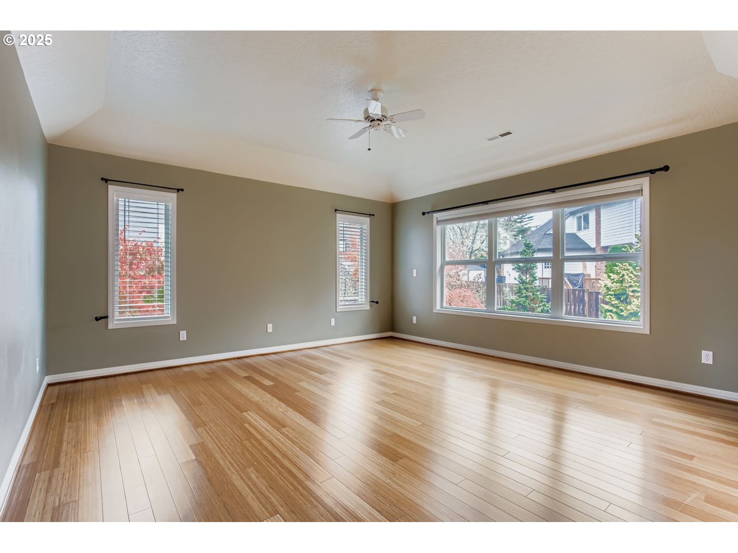 229 Northwest Sundown Way Portland, OR 97229 - Photo 15 of 31