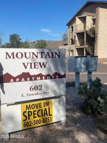 a view of sign board