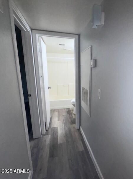 602 East Townley Avenue, Unit 306 Phoenix, AZ 85020 - Photo 6 of 23 a view of a hallway