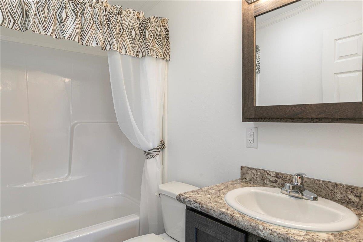 33 Hagop Road Salem, NH 03079 - Photo 7 of 20 Gallery Image 7