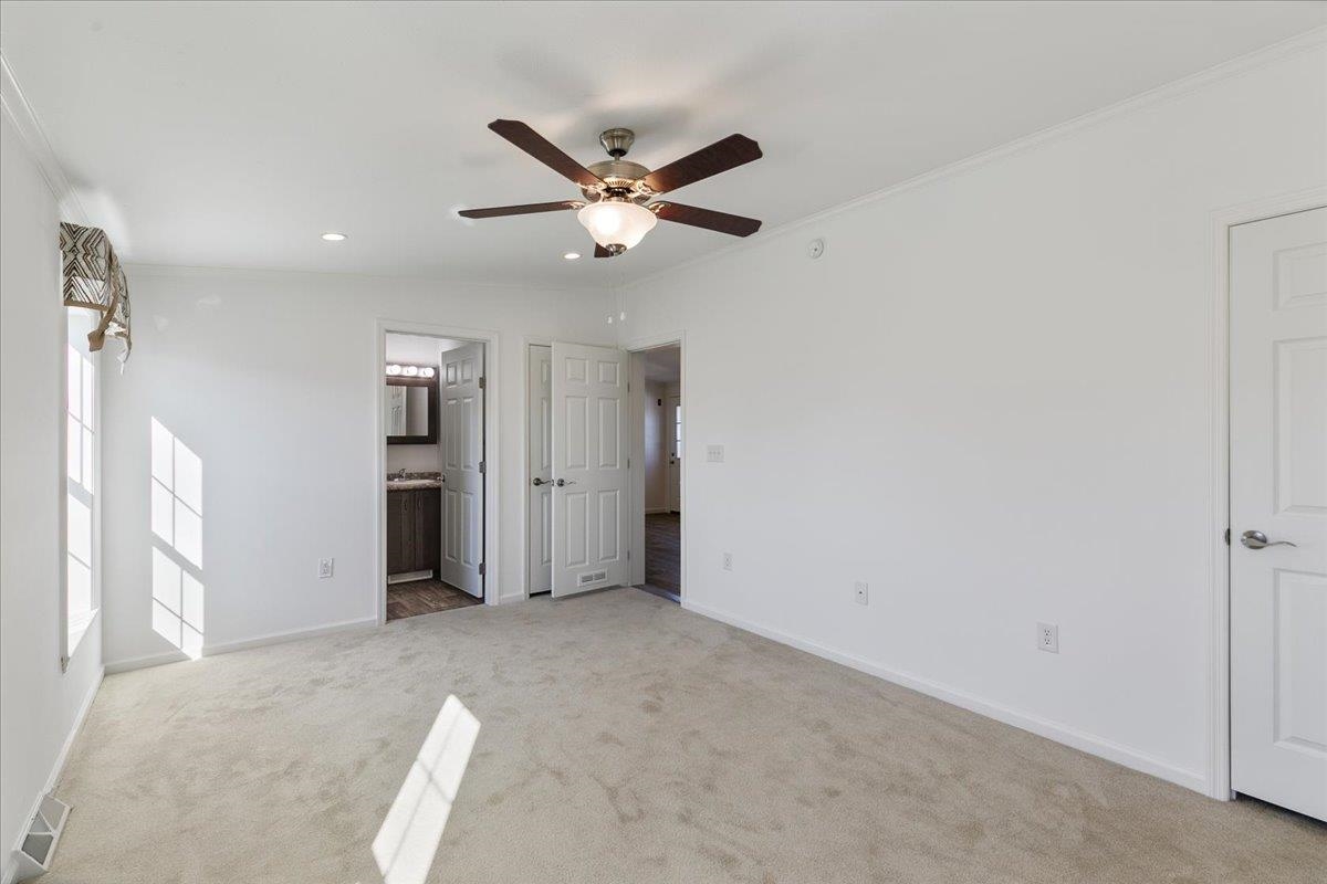 33 Hagop Road Salem, NH 03079 - Photo 10 of 20 Gallery Image 10