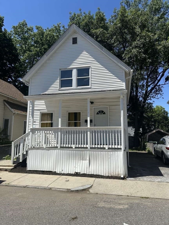 36 Queen Street Springfield, MA 01109 - Photo 1 of 20 Gallery Image 1