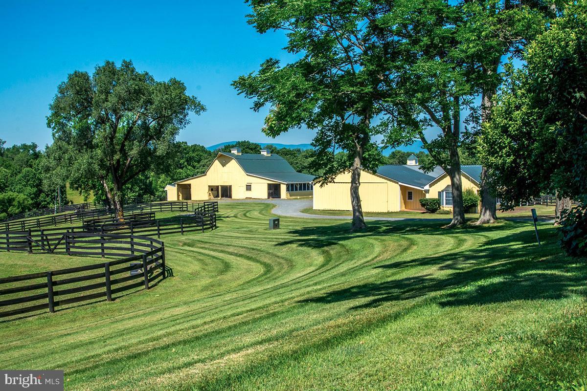 6090 Leeds Manor Road Hume, VA 22639 - Photo 16 of 29