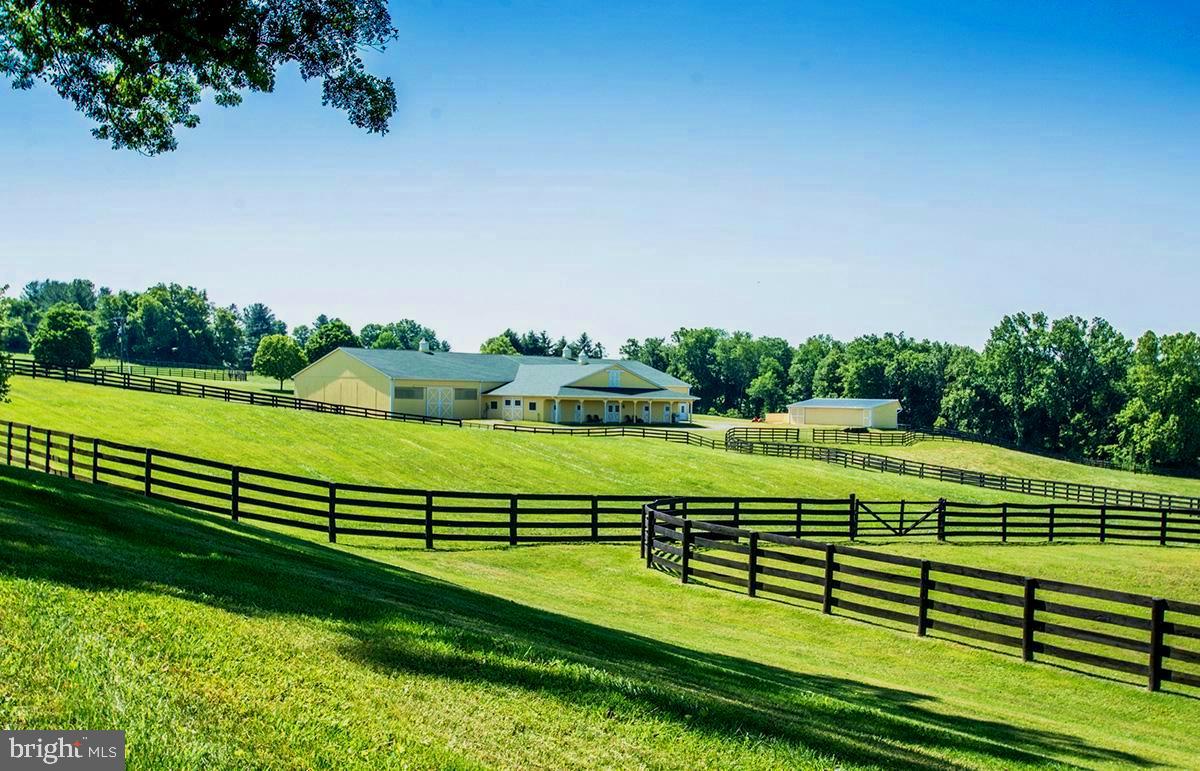 6090 Leeds Manor Road Hume, VA 22639 - Photo 18 of 29