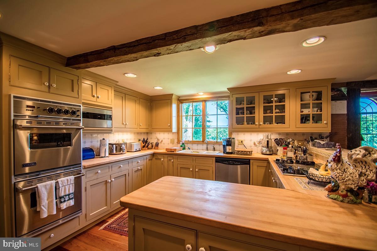 6090 Leeds Manor Road Hume, VA 22639 - Photo 6 of 29