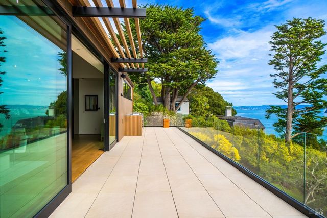 $26,900,000 | 1 Blanding Lane, Belvedere, CA 94920