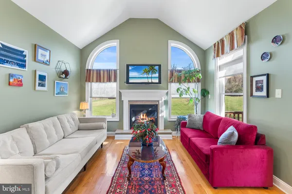 $995,000 | 1572 Courtney Court, Hellertown, PA 18055