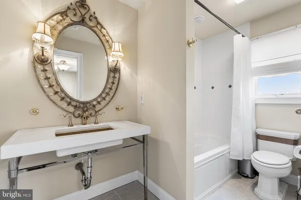 $995,000 | 1572 Courtney Court, Hellertown, PA 18055