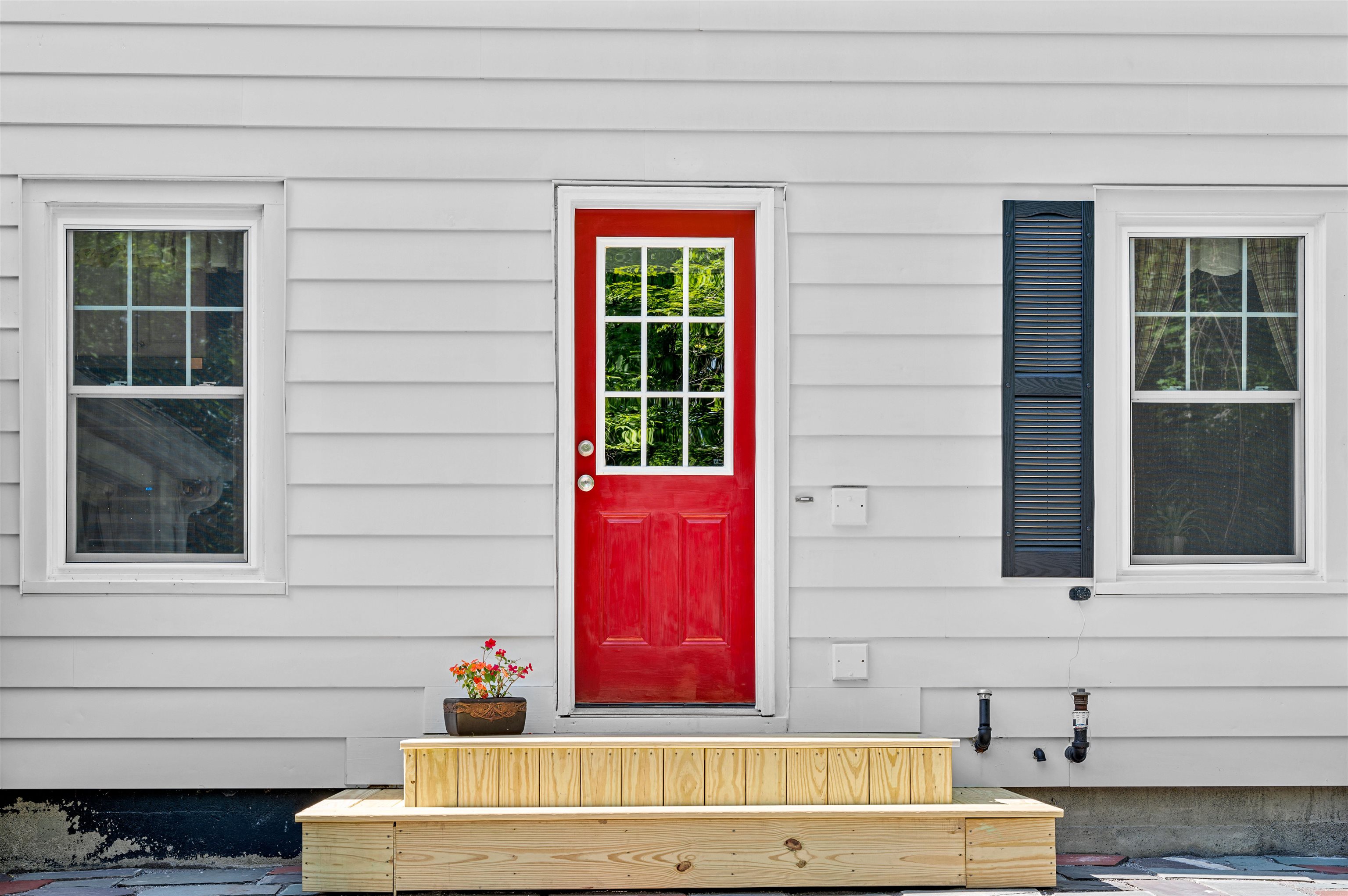 152 Fairview Street Barre, VT 05641 - Photo 4 of 54