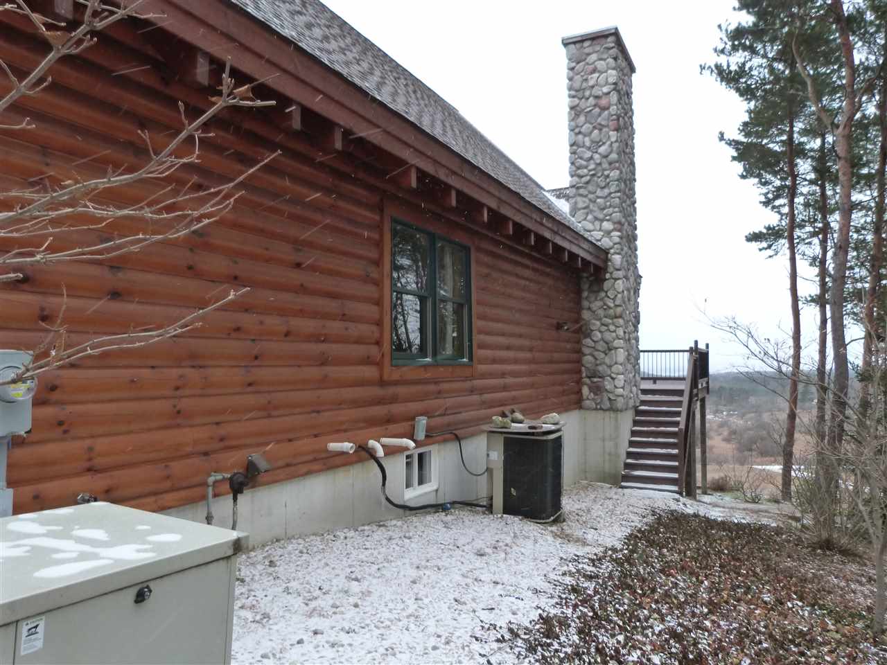125 Robotham Road Beulah, MI 49617 - Photo 15 of 18 1841409-14.JPG