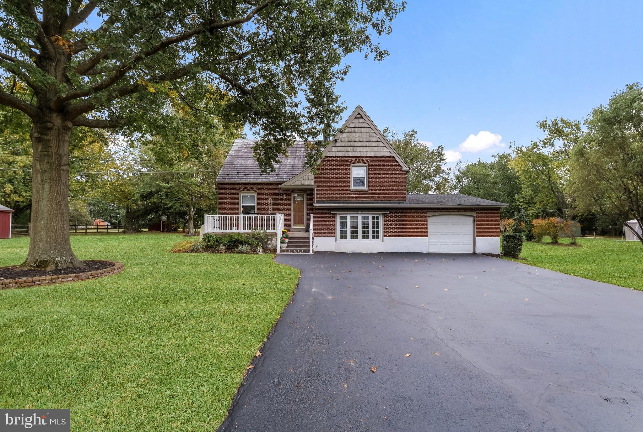 2348 Upper Barness Road Warrington, PA 18976 - Photo 2 of 32 Gallery Image 2