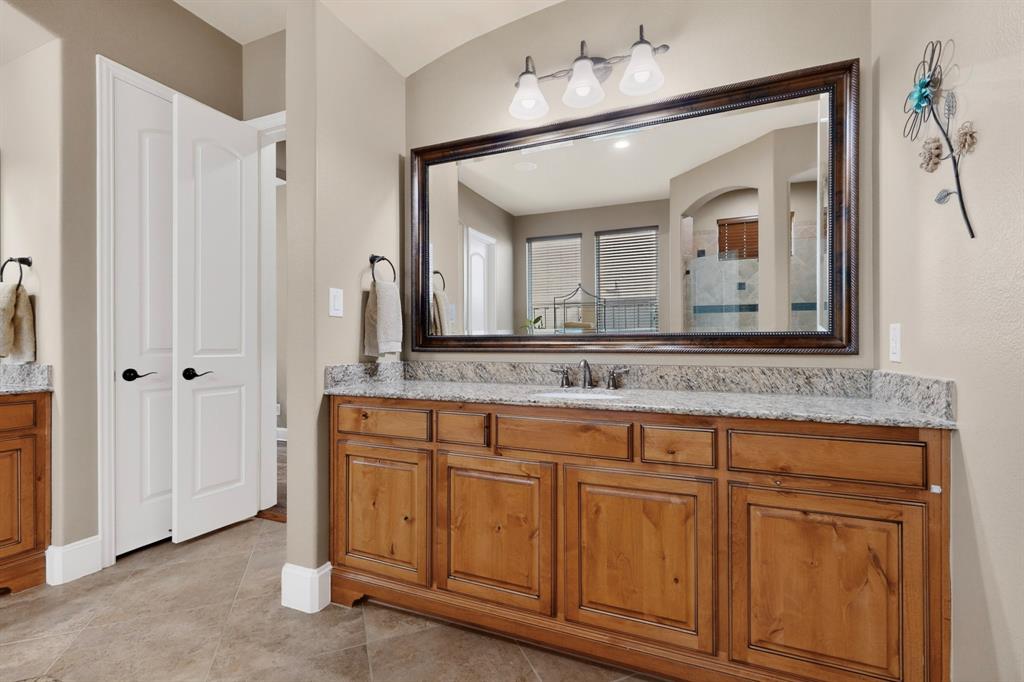 3989 Benchmark Lane Frisco, TX 75034 - Photo 18 of 36