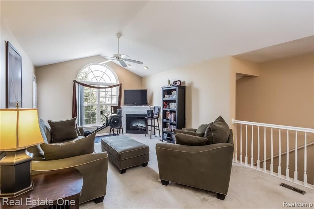 3635 Tremonte Circle, Unit 251 Rochester, MI 48306 - Photo 7 of 38