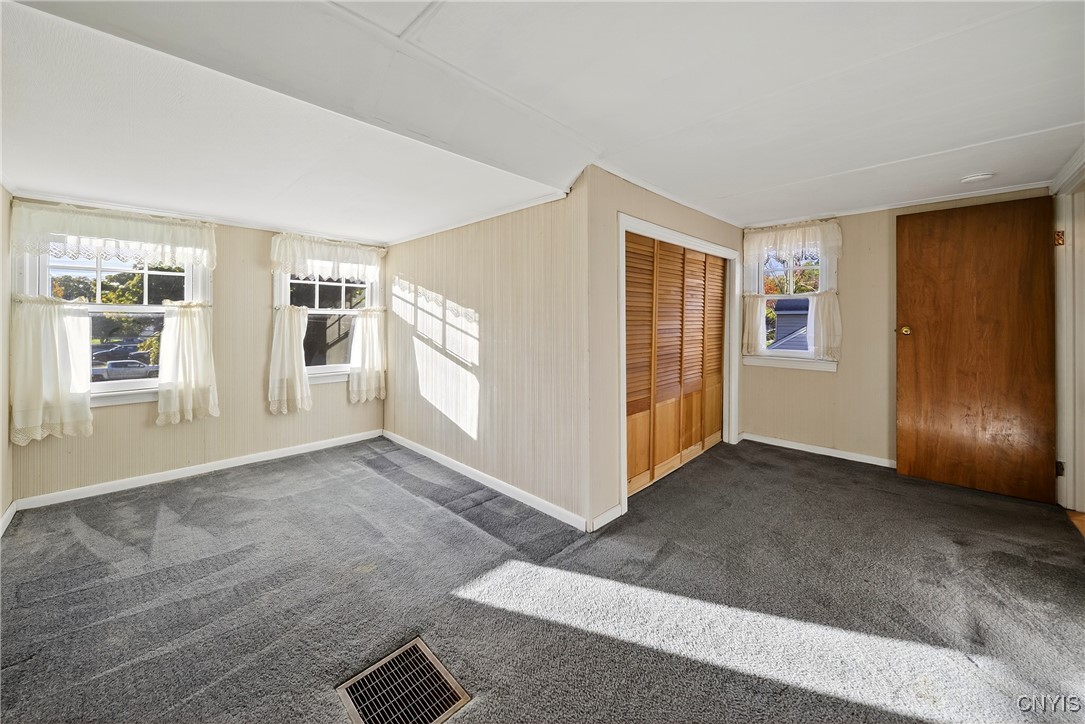 109 Leroy Road Cicero, NY 13212 - Photo 20 of 33 Upstairs bedroom #3