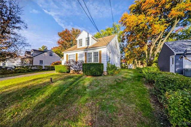 $180,000 | 109 Leroy Road, Cicero, NY 13212