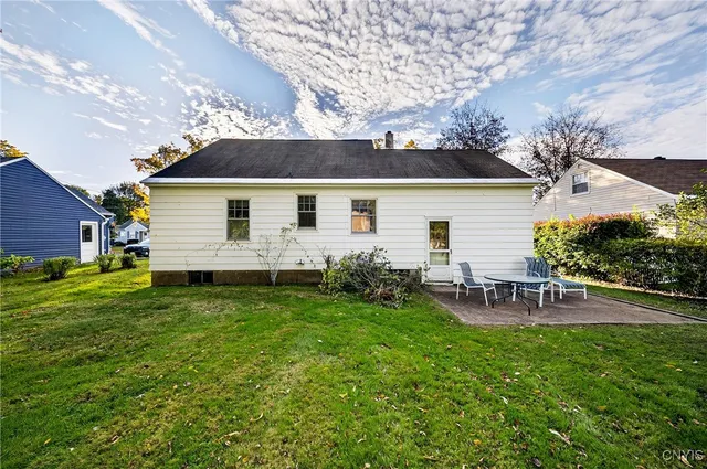 $180,000 | 109 Leroy Road, Cicero, NY 13212